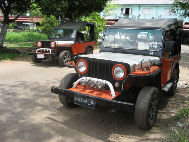 ミャンマーに自動車学校が有るの ２ ５ 教習車 中古バス マイクロバス トラックの中古車販売 買い取り専門店 オートギャラクシー