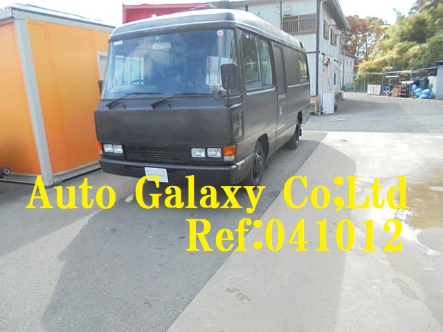 トヨタコースターキャンピングカー