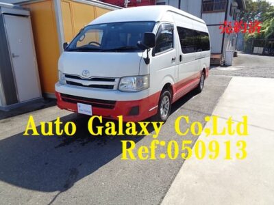 トヨタハイエースコミューターGL４WD１５人乗り