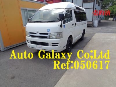 トヨタレジアスエース福祉車１０人乗り