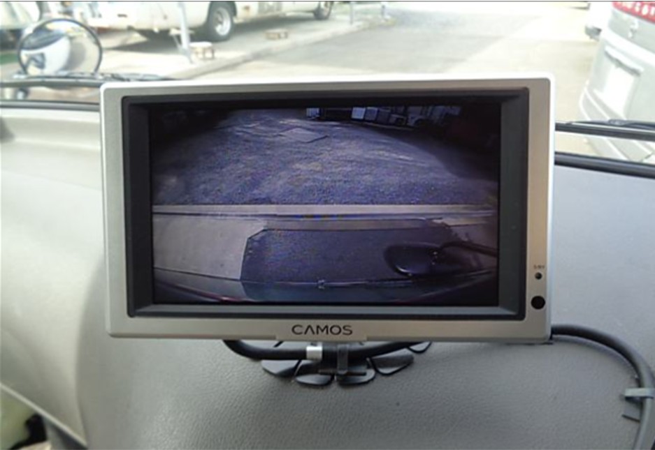 マイクロバスのバックモニターがどのようなモノかという疑問にお答えします。